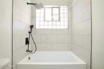 8201 E Lynch Place, Tucson, AZ 85710 - Photo 21