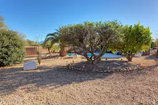 1338 N Mahogany Gulch Ln, Green Valley, AZ 85614 - Photo 5