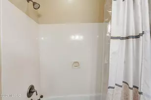 461 W Astruc Dr, Green Valley, AZ 85614 - Photo 27