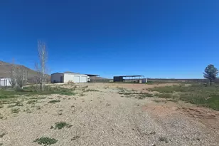 6464 N 6 Gun Rd, Willcox, AZ 85643 - Photo 23