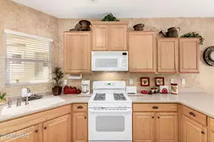 431 W Calle Del Estribo, Sahuarita, AZ 85629 - Photo 11