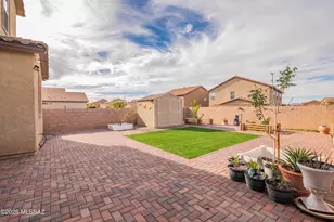 8518 W Pelican Pl, Tucson, AZ 85757 - Photo 3