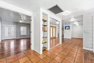 1121 N Abrego Dr, Green Valley, AZ 85614 - Photo 25