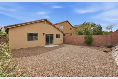 690 W Desert Blossom Drive, Green Valley, AZ 85614 - Photo 39