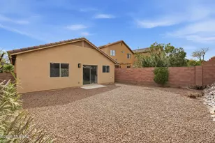 690 W Desert Blossom Dr, Green Valley, AZ 85614 - Photo 39
