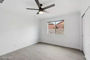 690 W Desert Blossom Dr, Green Valley, AZ 85614 - Photo 25