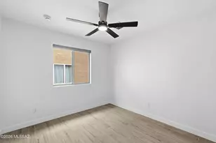 690 W Desert Blossom Dr, Green Valley, AZ 85614 - Photo 31