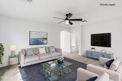 690 W Desert Blossom Drive, Green Valley, AZ 85614 - Photo 3