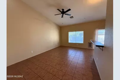 7772 W Copper Moon Way, Tucson, AZ 85743 - Photo 9