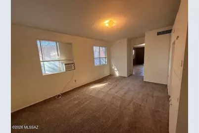 2823 N Eastgate Drive, Tucson, AZ 85712 - Photo 7