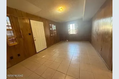 2823 N Eastgate Drive, Tucson, AZ 85712 - Photo 5