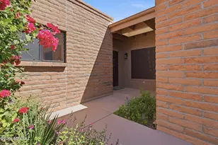 812 W Desert Hills Dr, Green Valley, AZ 85622 - Photo 7