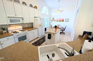 37284 S Ocotillo Canyon Dr, Tucson, AZ 85739 - Photo 9