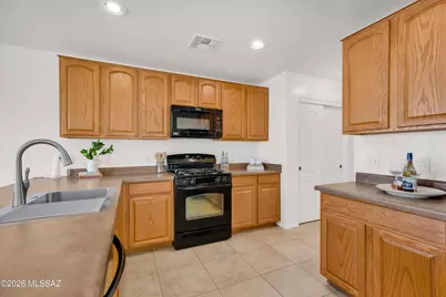 4799 E American Beauty Drive, Tucson, AZ 85756 - Photo 11