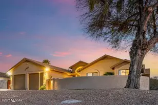 10056 E Domenic Ln, Tucson, AZ 85730 - Photo 7