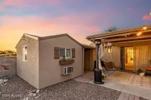 10056 E Domenic Ln, Tucson, AZ 85730 - Photo 33