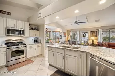 10056 E Domenic Lane, Tucson, AZ 85730 - Photo 17