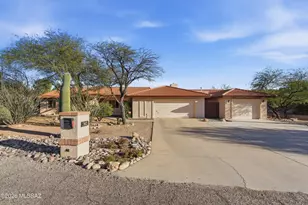962 E Calle Mariposa, Tucson, AZ 85718 - Photo 1