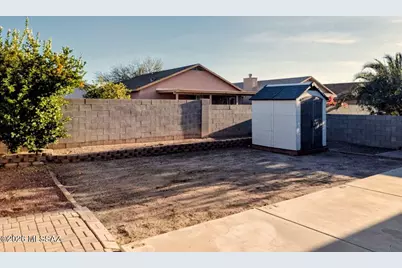 1678 E Saint Apollonia Street, Tucson, AZ 85713 - Photo 23