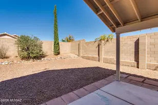 2626 W Desert Bluffs Ct, Tucson, AZ 85742 - Photo 45