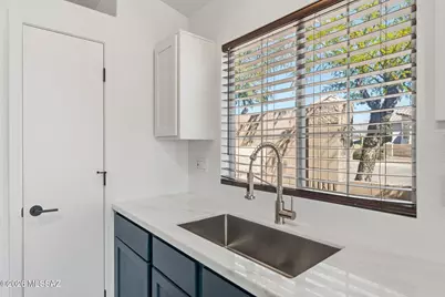 2626 W Desert Bluffs Court, Tucson, AZ 85742 - Photo 19