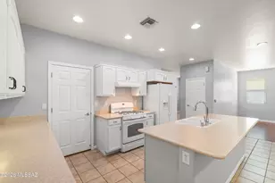 10134 S Azure Surrey Dr, Vail, AZ 85641 - Photo 19
