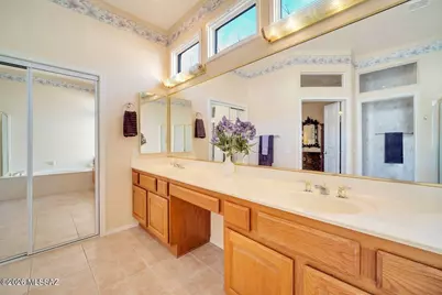 2084 E Bighorn Mountain, Oro Valley, AZ 85755 - Photo 25