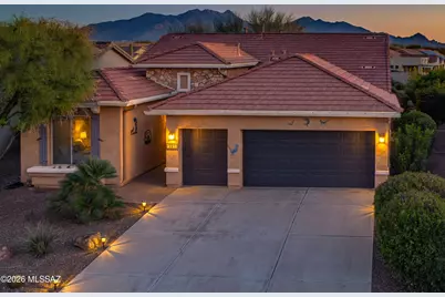 2212 E Bluejay Bluff Lane, Green Valley, AZ 85614 - Photo 1