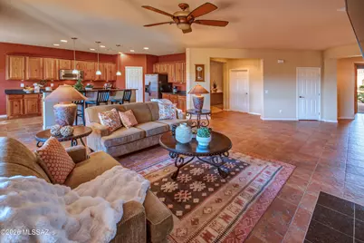 2212 E Bluejay Bluff Lane, Green Valley, AZ 85614 - Photo 5