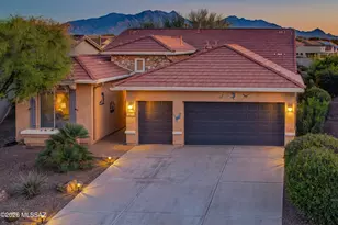 2212 E Bluejay Bluff Ln, Green Valley, AZ 85614 - Photo 1