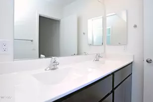 1828 S Math Quiz Dr, Tucson, AZ 85711 - Photo 25