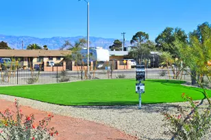 1828 S Math Quiz Dr, Tucson, AZ 85711 - Photo 35