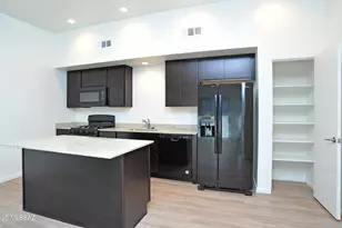 1828 S Math Quiz Dr, Tucson, AZ 85711 - Photo 11