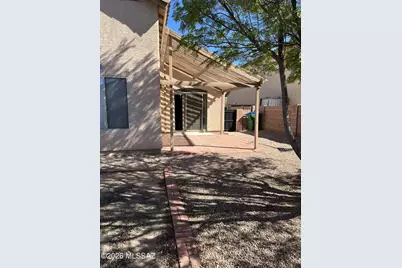 8855 N Moonfire Drive, Tucson, AZ 85743 - Photo 17