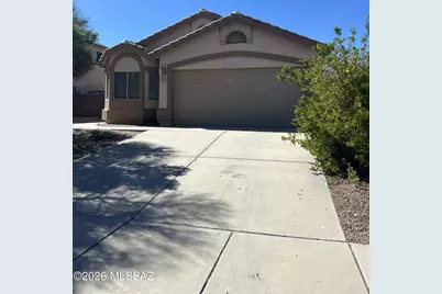 8855 N Moonfire Drive, Tucson, AZ 85743 - Photo 1