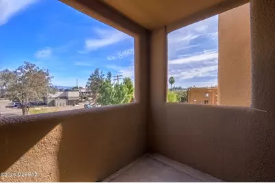 1810 E Blacklidge Drive #322, Tucson, AZ 85719 - Photo 9