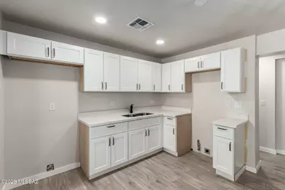 709 W Santa Paula Street, Tucson, AZ 85706 - Photo 9