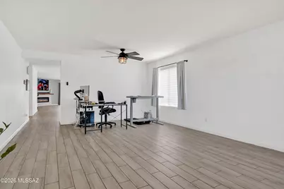 4245 E Sapphire Falls Drive, Tucson, AZ 85712 - Photo 9