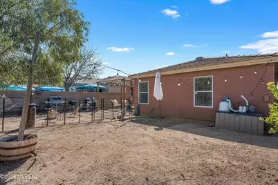4245 E Sapphire Falls Drive, Tucson, AZ 85712 - Photo 29