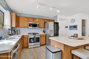 4245 E Sapphire Falls Dr, Tucson, AZ 85712 - Photo 11