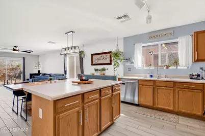 4245 E Sapphire Falls Drive, Tucson, AZ 85712 - Photo 1