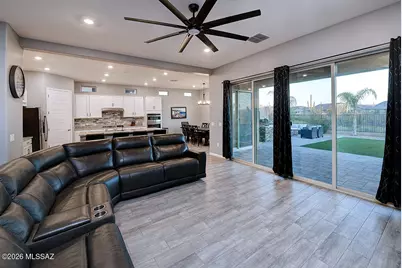 10702 N Cactus Point Drive, Tucson, AZ 85742 - Photo 11