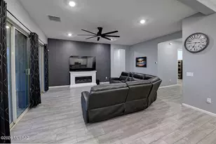 10702 N Cactus Point Dr, Tucson, AZ 85742 - Photo 9