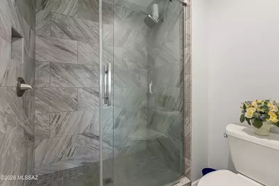 14045 N Desert Butte Drive, Oro Valley, AZ 85755 - Photo 19