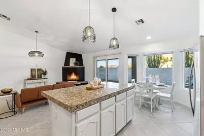 9960 N Roxbury Drive, Oro Valley, AZ 85737 - Photo 15