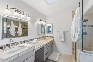 9960 N Roxbury Dr, Oro Valley, AZ 85737 - Photo 21