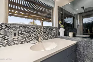 1556 W Periwinkle Pl, Tucson, AZ 85737 - Photo 27