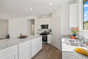 9329 N Peridot Vis Ave, Tucson, AZ 85742 - Photo 11