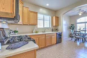 363 W Calle Media Luz, Sahuarita, AZ 85629 - Photo 7