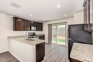 6033 S Kirtley Dr, Tucson, AZ 85706 - Photo 9